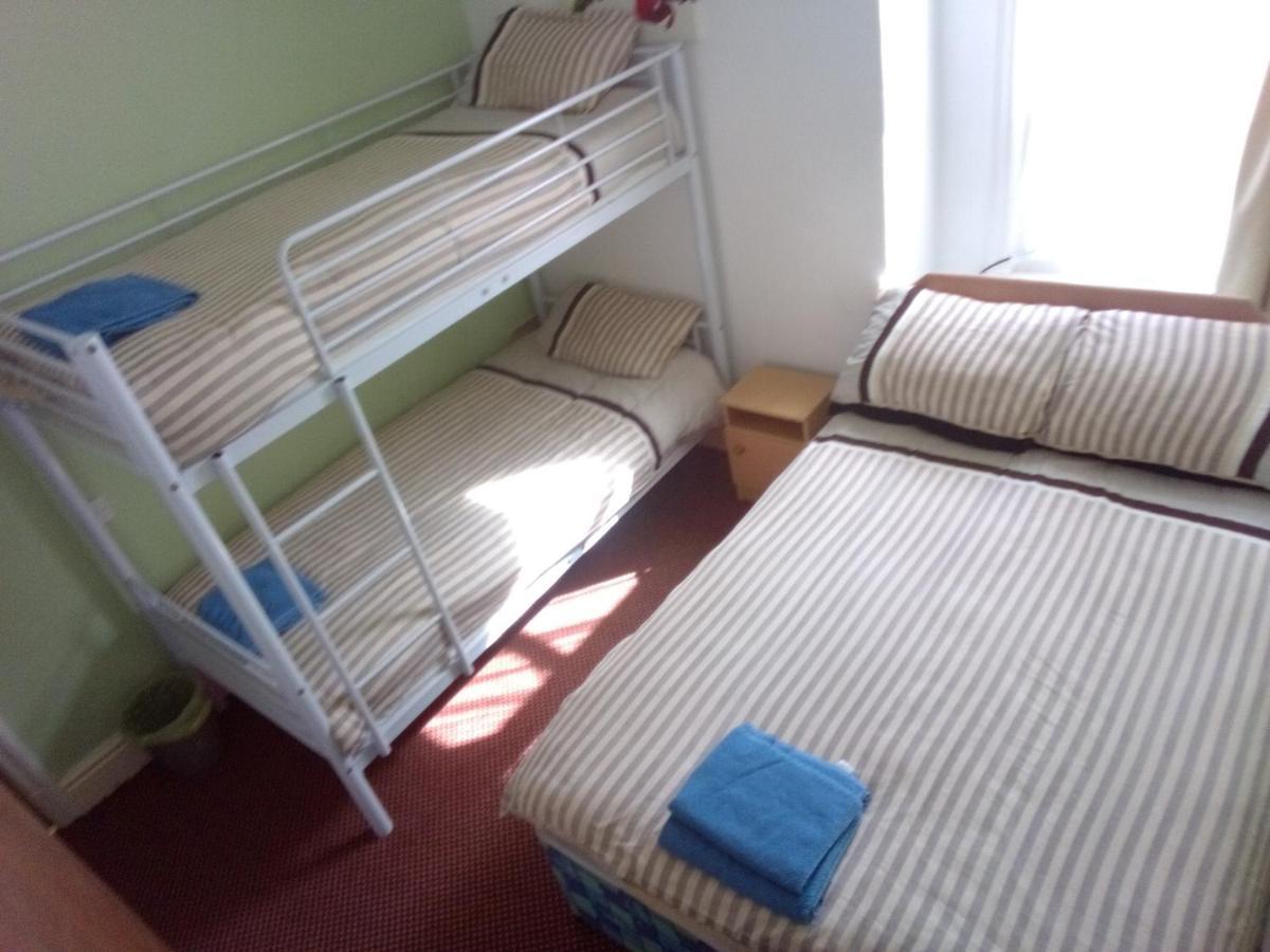 Myroomz Golden Hotel *