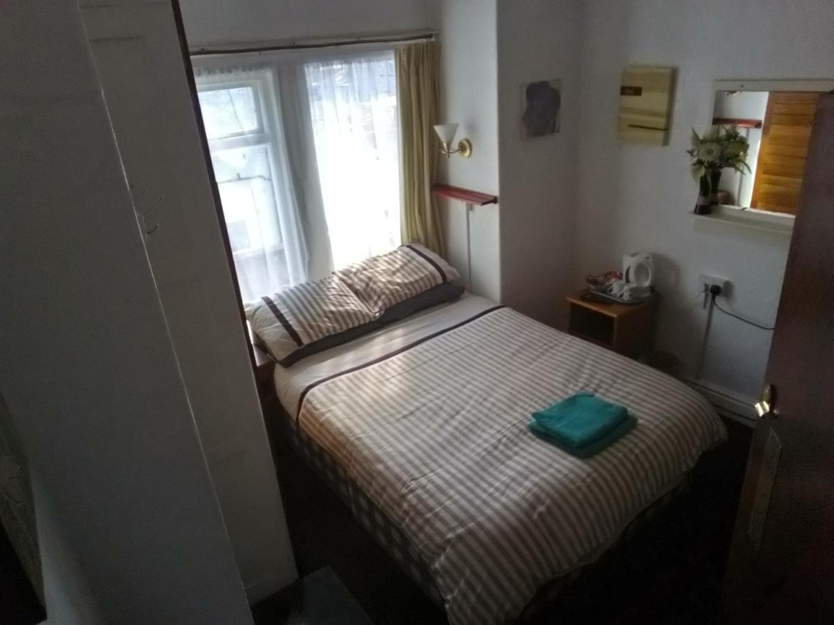 Myroomz Golden *