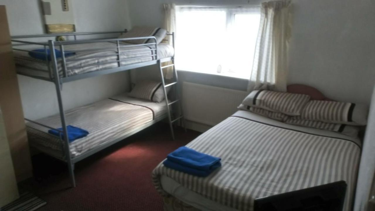 Hotel Myroomz Golden