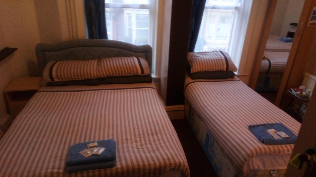 Myroomz Golden *