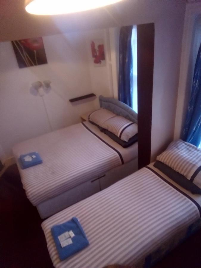 Hotel Myroomz Golden