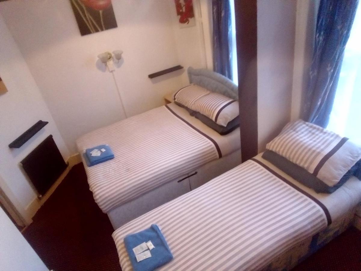 Myroomz Golden *